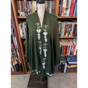 Vintage Dark Green Knit shawl with White Floral Vine Appliqué and Pom-Poms OS